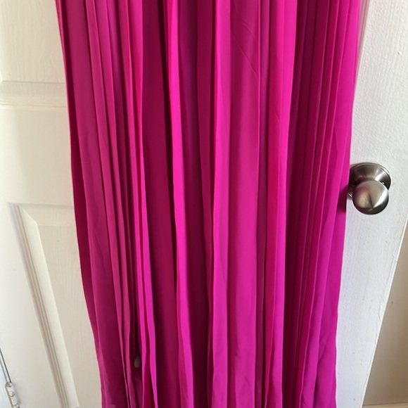 New Ted Baker dress from the Tux collection - Picture 7 of 10